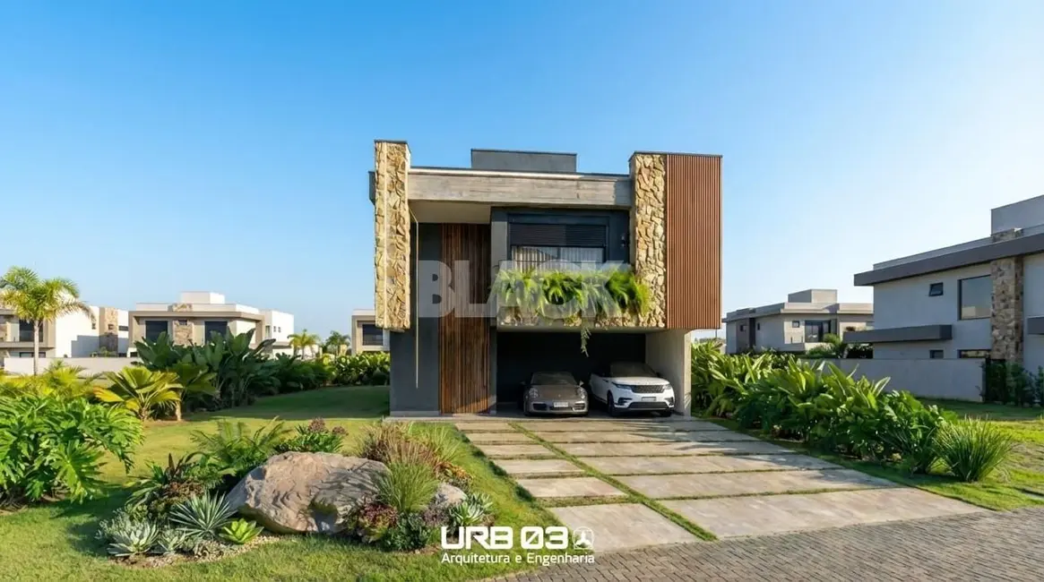 Foto 6 de Casa de Condomínio com 4 quartos à venda, 266m2 em Torres - RS