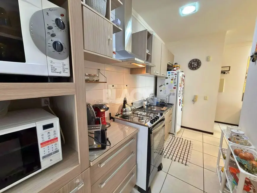 Foto 8 de Apartamento com 2 quartos à venda, 66m2 em Centro, Torres - RS