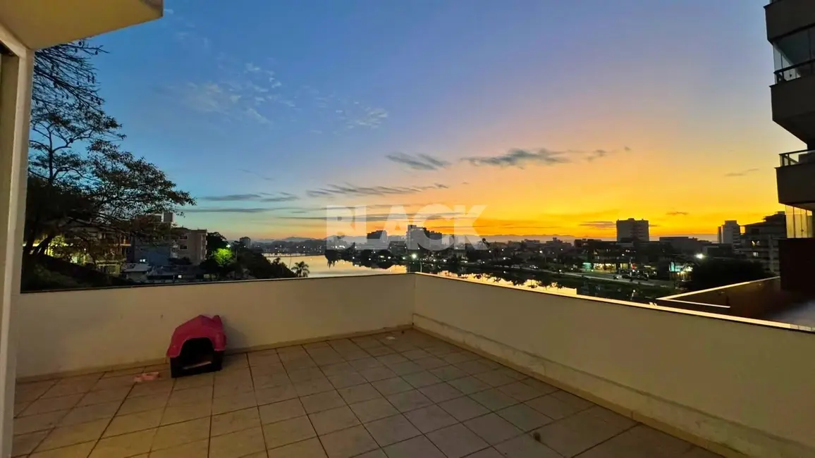 Foto 2 de Apartamento com 3 quartos à venda, 173m2 em Centro, Torres - RS