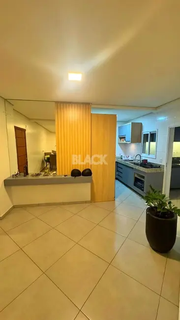 Foto 9 de Apartamento com 3 quartos à venda, 173m2 em Centro, Torres - RS