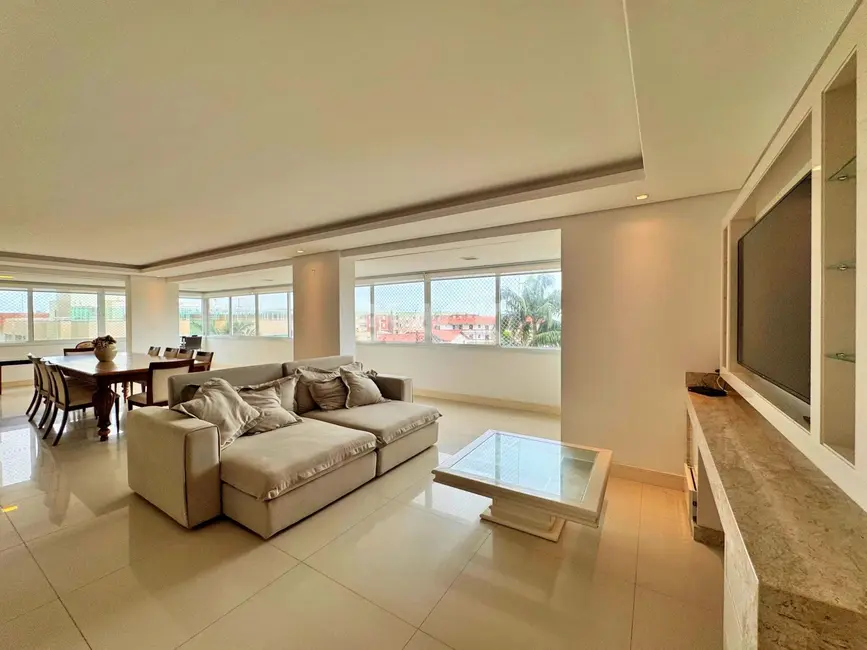 Foto 2 de Apartamento com 3 quartos à venda, 197m2 em Centro, Torres - RS