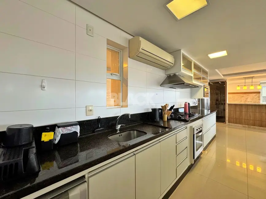 Foto 7 de Apartamento com 3 quartos à venda, 197m2 em Centro, Torres - RS