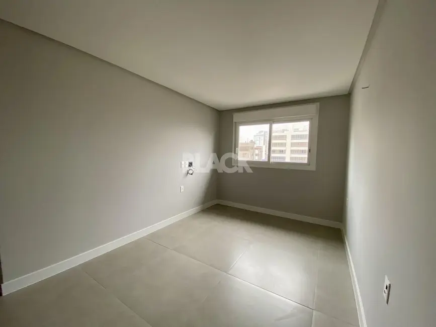 Foto 4 de Apartamento com 2 quartos à venda, 77m2 em Centro, Torres - RS