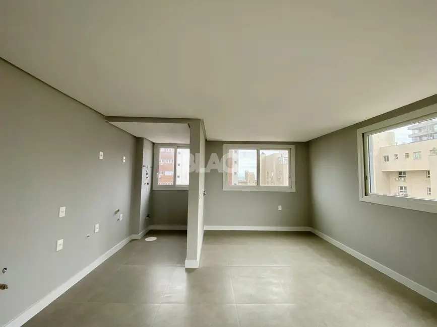 Foto 8 de Apartamento com 2 quartos à venda, 77m2 em Centro, Torres - RS