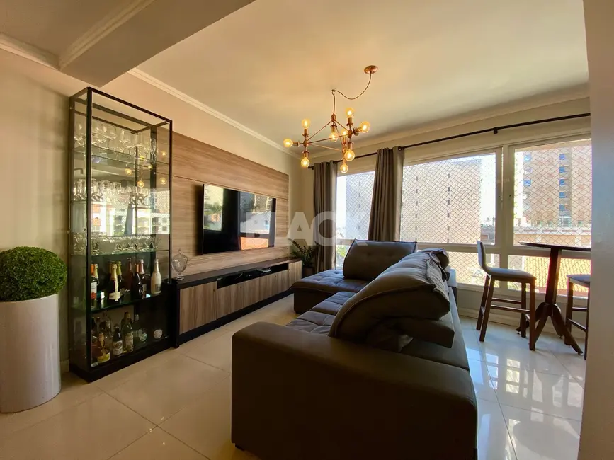 Apartamento com 3 quartos à venda, 110m2 em Centro, Torres - RS - imagem 5 Foto 5 de Apartamento com 3 quartos à venda, 110m2 em Centro, Torres - RS