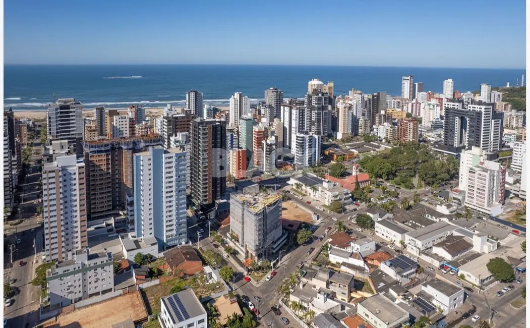 Apartamento com 2 quartos à venda, 83m2 em Centro, Torres - RS - imagem 1 Foto 1 de Apartamento com 2 quartos à venda, 83m2 em Centro, Torres - RS
