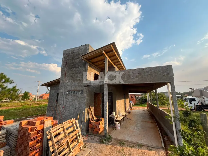 Casa com 2 quartos à venda, 105m2 em Torres - RS - imagem 4 Foto 4 de Casa com 2 quartos à venda, 105m2 em Torres - RS
