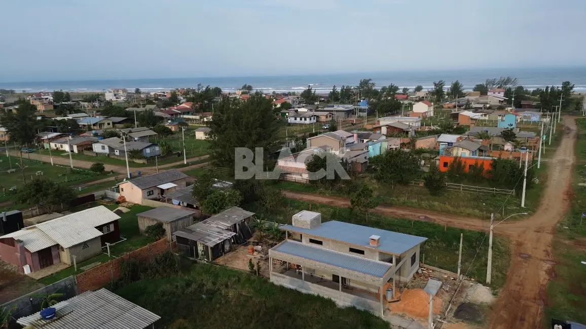 Casa com 2 quartos à venda, 105m2 em Torres - RS - imagem 9 Foto 9 de Casa com 2 quartos à venda, 105m2 em Torres - RS