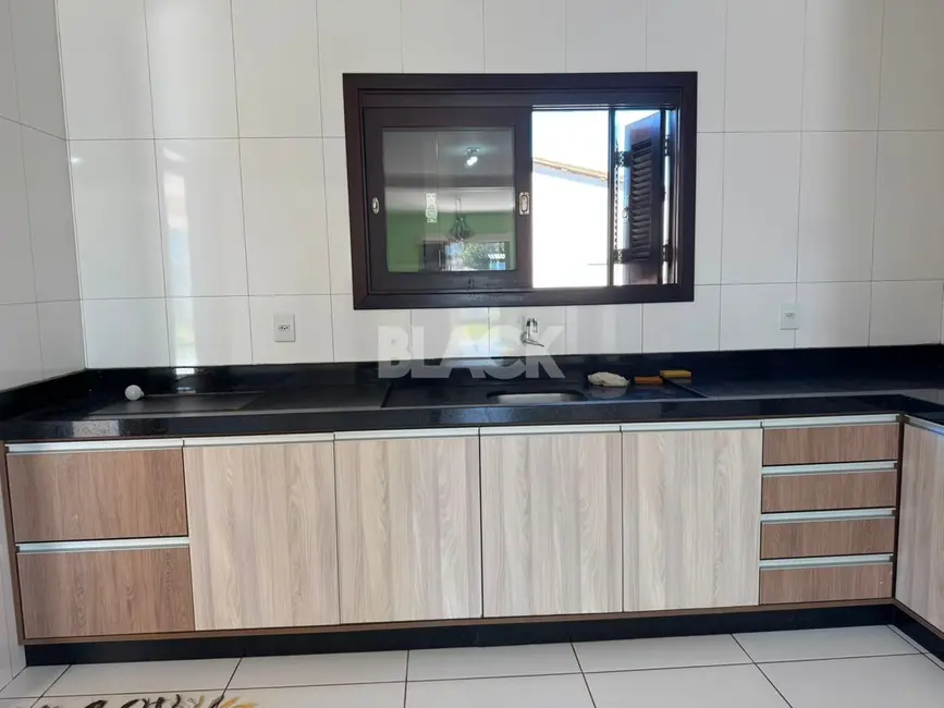 Foto 9 de Casa com 3 quartos à venda, 134m2 em Torres - RS