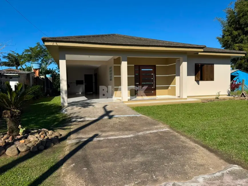 Foto 1 de Casa com 3 quartos à venda, 134m2 em Torres - RS