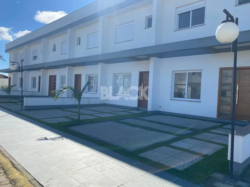 Foto 3 de Casa com 2 quartos à venda, 92m2 em Torres - RS