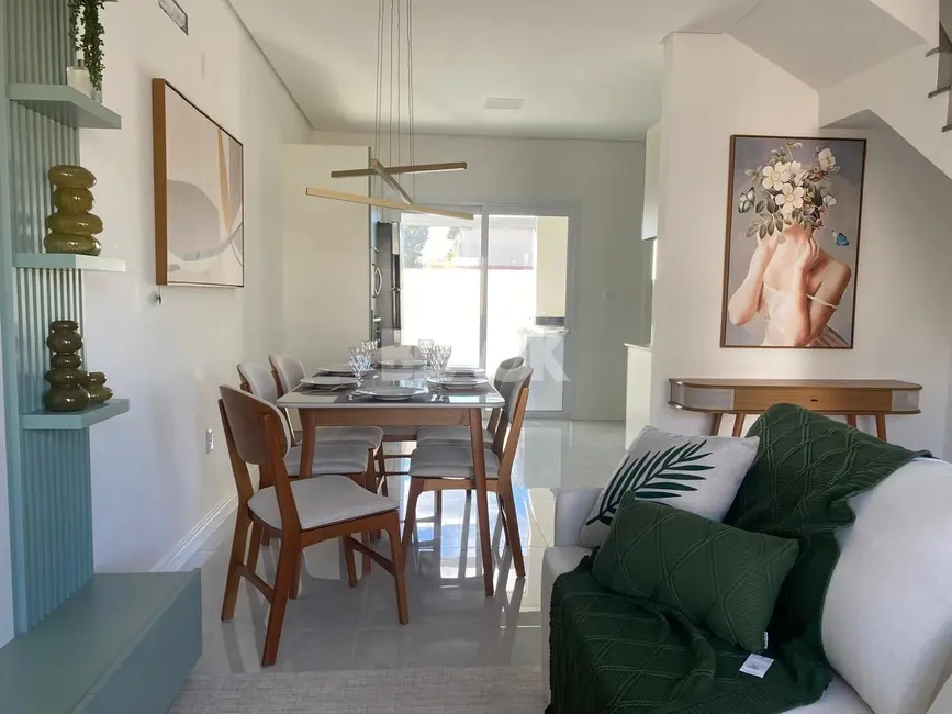 Foto 9 de Casa com 2 quartos à venda, 92m2 em Torres - RS