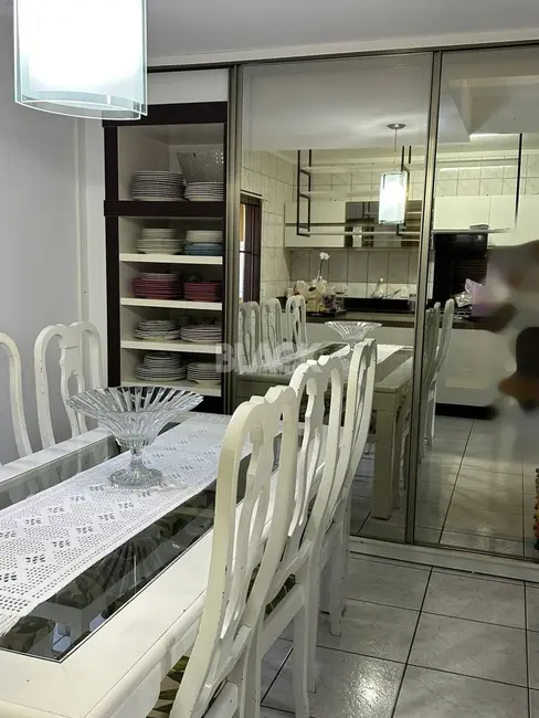 Foto 8 de Sobrado com 3 quartos à venda, 152m2 em Centro, Torres - RS