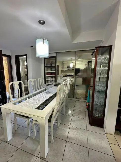 Foto 7 de Sobrado com 3 quartos à venda, 152m2 em Centro, Torres - RS
