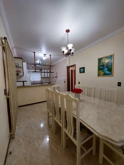 Foto 9 de Casa com 4 quartos à venda, 300m2 em Governador Celso Ramos - SC