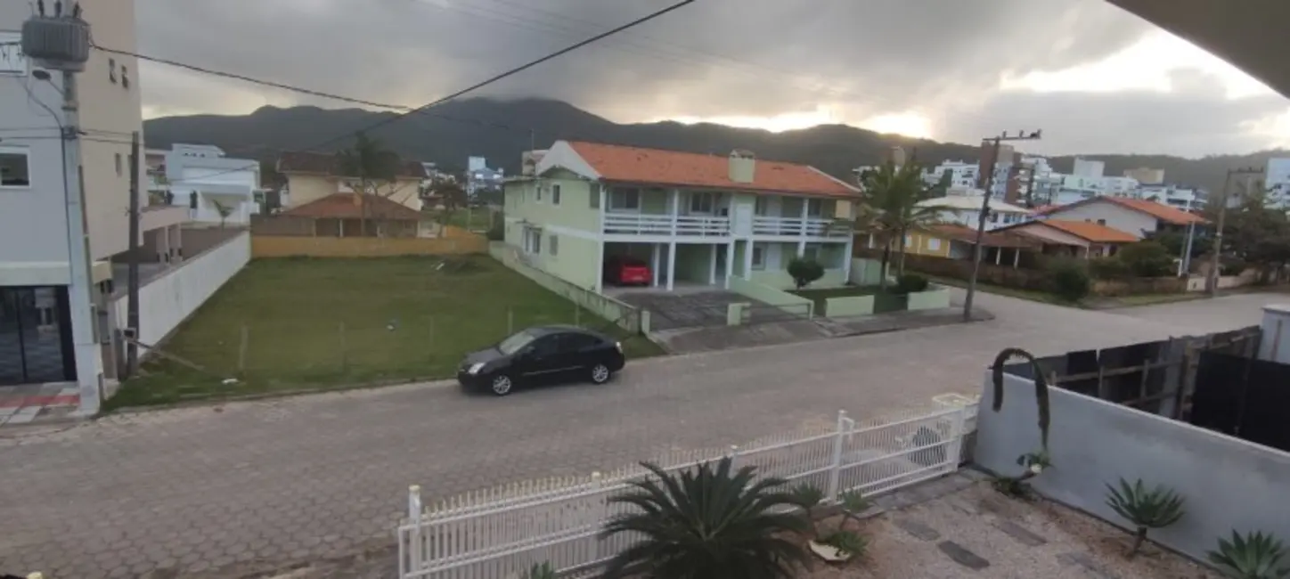 Terreno / Lote à venda, 375m2 em Governador Celso Ramos - SC - imagem 6 Foto 6 de Terreno / Lote à venda, 375m2 em Governador Celso Ramos - SC