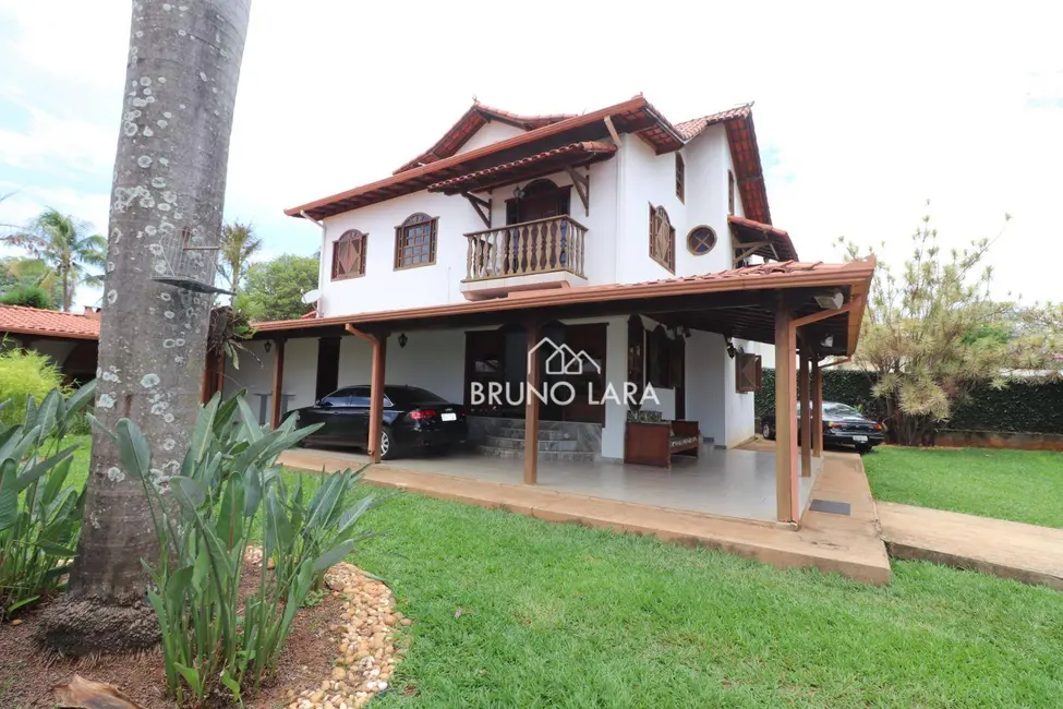 Foto 2 de Casa com 5 quartos à venda, 720m2 em Igarape - MG
