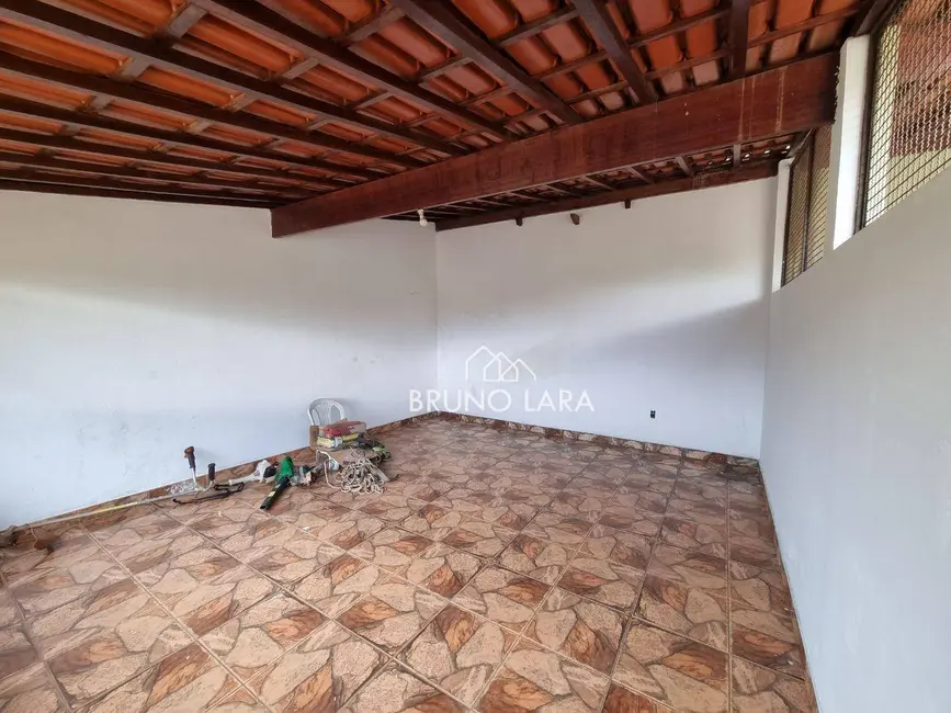 Casa com 3 quartos para alugar, 360m2 em Igarape - MG - imagem 5 Foto 5 de Casa com 3 quartos para alugar, 360m2 em Igarape - MG