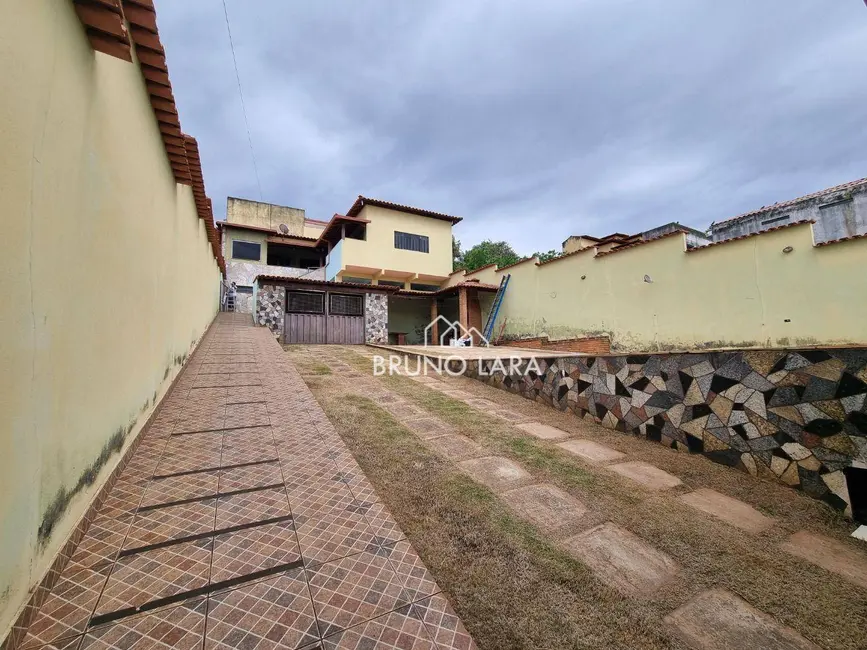 Casa com 3 quartos para alugar, 360m2 em Igarape - MG - imagem 2 Foto 2 de Casa com 3 quartos para alugar, 360m2 em Igarape - MG