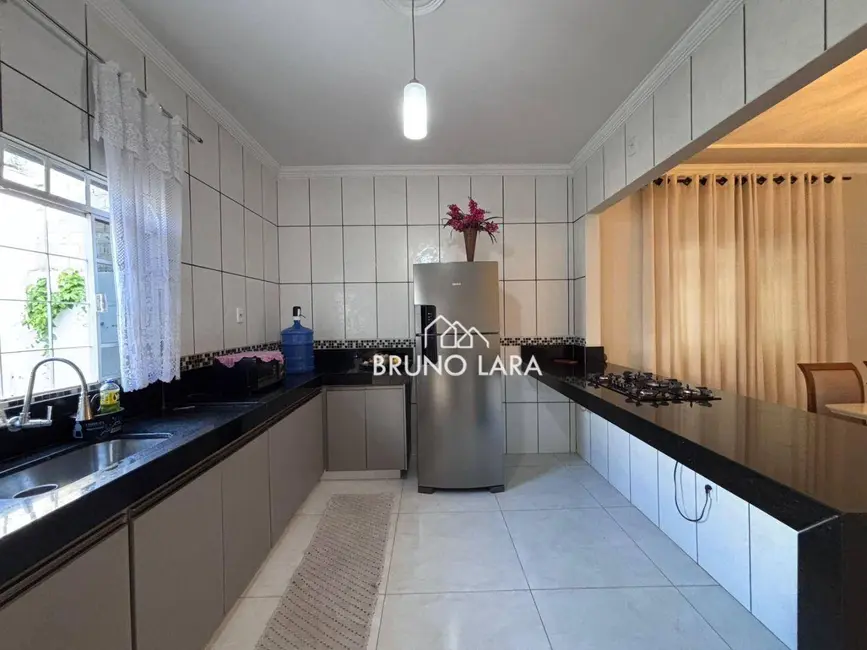 Casa com 4 quartos à venda, 360m2 em Sao Joaquim De Bicas - MG - imagem 8 Foto 8 de Casa com 4 quartos à venda, 360m2 em Sao Joaquim De Bicas - MG