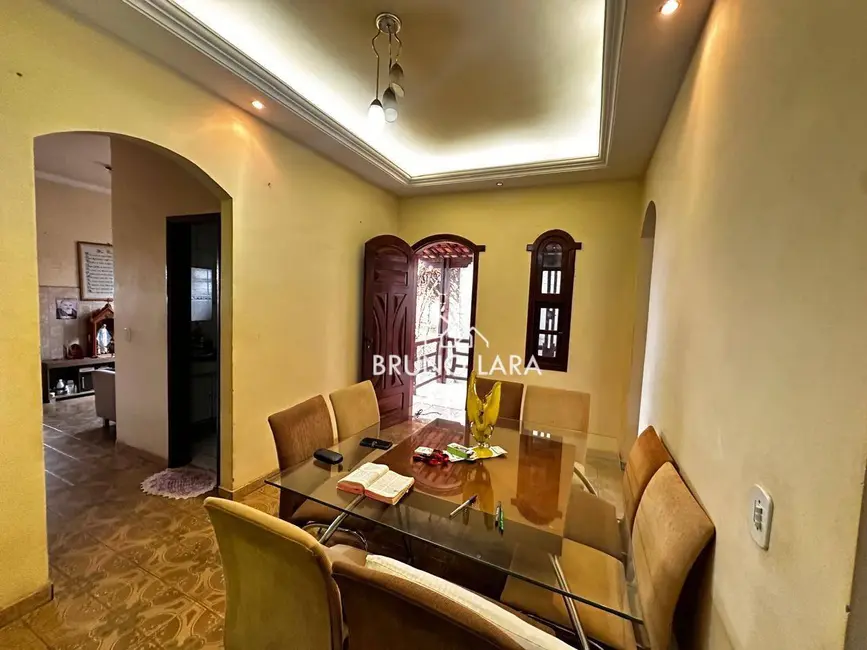 Foto 3 de Casa com 3 quartos à venda, 360m2 em Igarape - MG