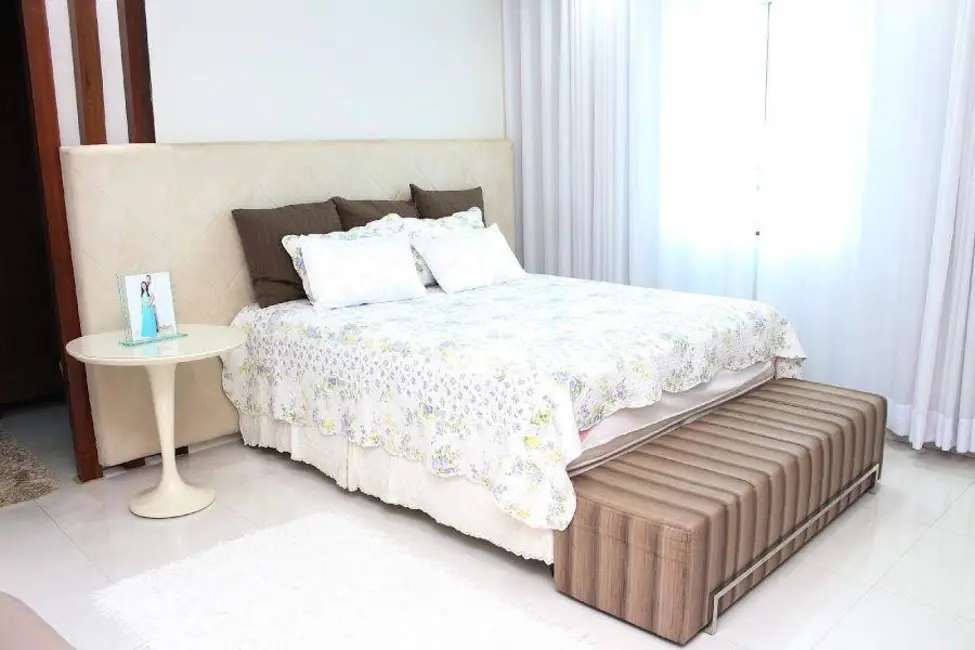 Foto 8 de Apartamento com 3 quartos à venda, 120m2 em Centro, Igarape - MG