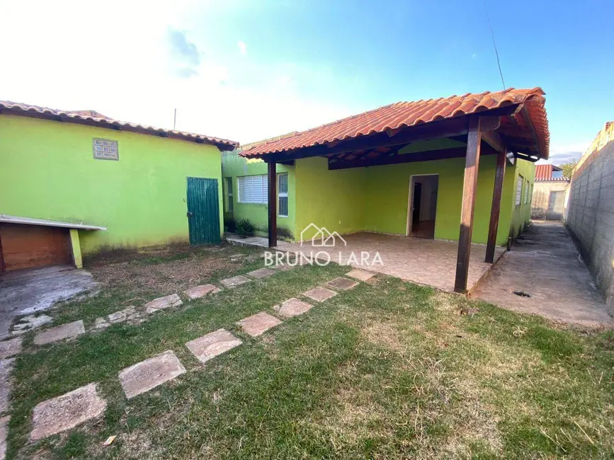Foto 2 de Casa com 3 quartos à venda, 360m2 em Igarape - MG
