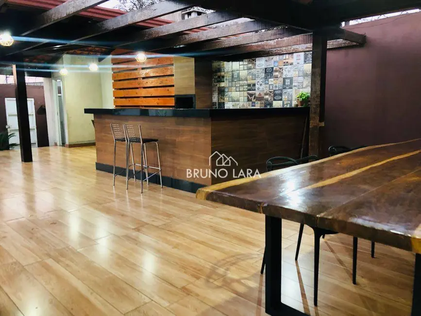 Foto 9 de Casa com 3 quartos à venda, 300m2 em Sao Joaquim De Bicas - MG