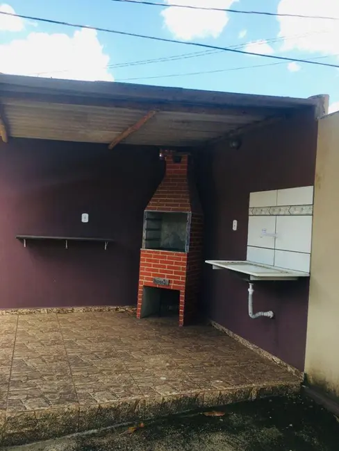Casa com 3 quartos para alugar, 360m2 em Igarape - MG - imagem 8 Foto 8 de Casa com 3 quartos para alugar, 360m2 em Igarape - MG