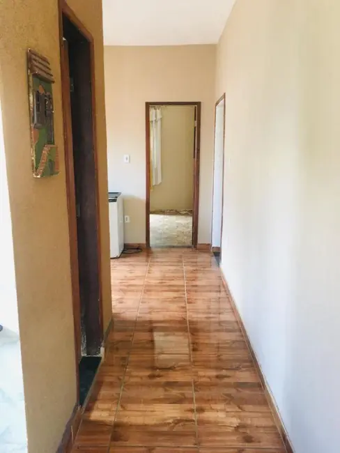 Casa com 3 quartos para alugar, 360m2 em Igarape - MG - imagem 5 Foto 5 de Casa com 3 quartos para alugar, 360m2 em Igarape - MG