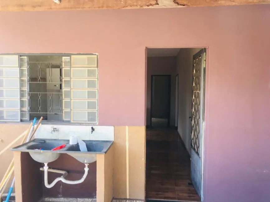 Casa com 3 quartos para alugar, 360m2 em Igarape - MG - imagem 7 Foto 7 de Casa com 3 quartos para alugar, 360m2 em Igarape - MG