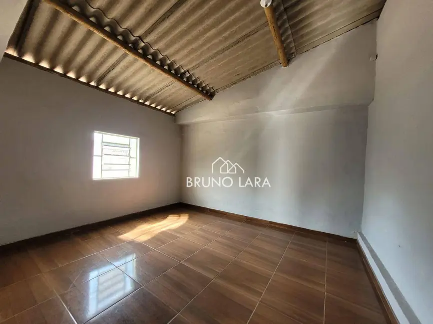 Foto 4 de Casa com 3 quartos para alugar, 400m2 em Centro, Igarape - MG