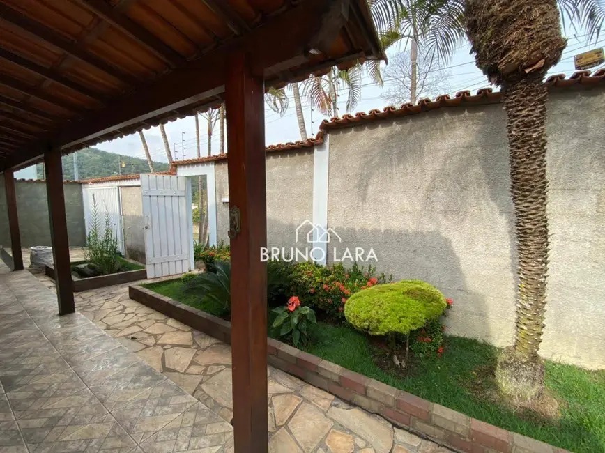 Foto 4 de Casa com 2 quartos à venda, 360m2 em Sarzedo - MG