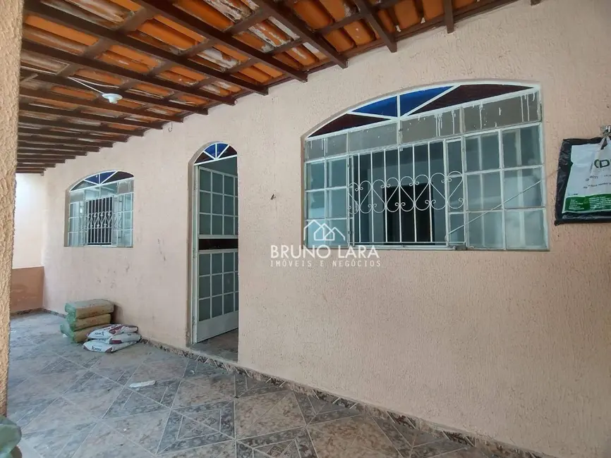 Foto 2 de Casa com 2 quartos para alugar, 160m2 em Igarape - MG