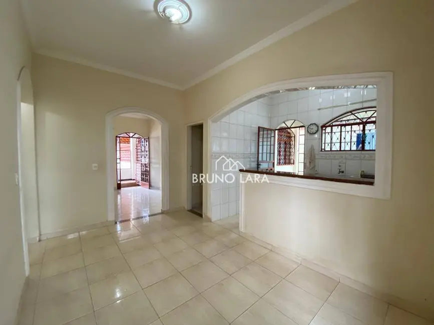 Foto 3 de Casa com 6 quartos à venda, 180m2 em Igarape - MG