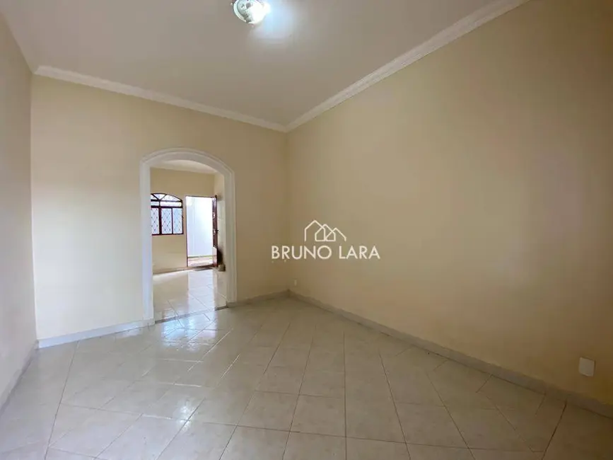 Foto 4 de Casa com 6 quartos à venda, 180m2 em Igarape - MG