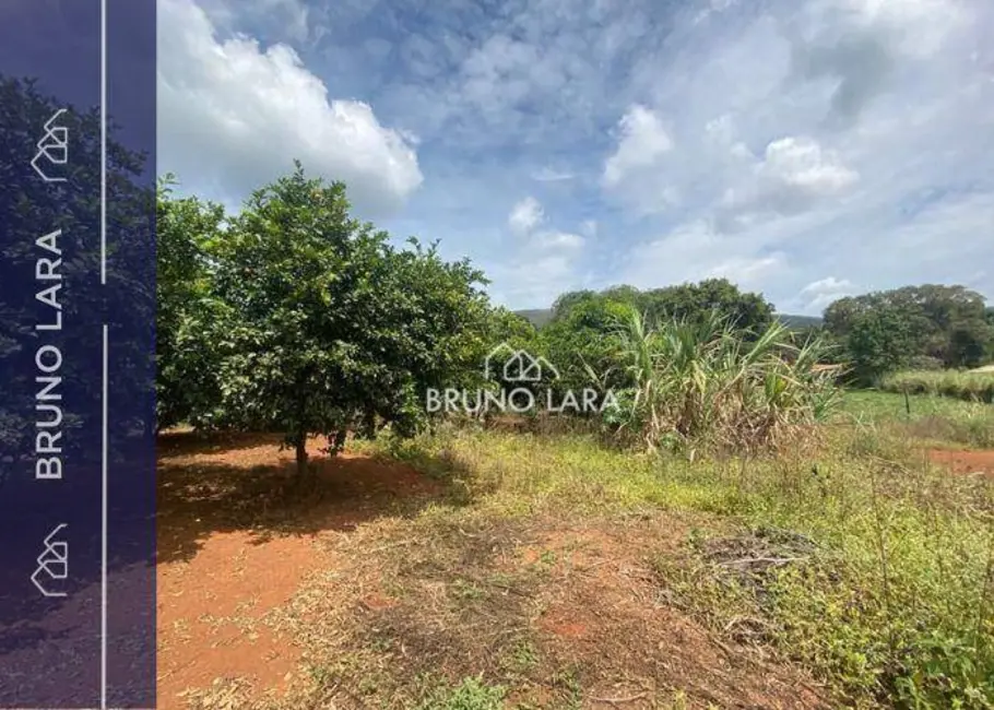 Foto 1 de Terreno / Lote à venda, 1000m2 em Igarape - MG