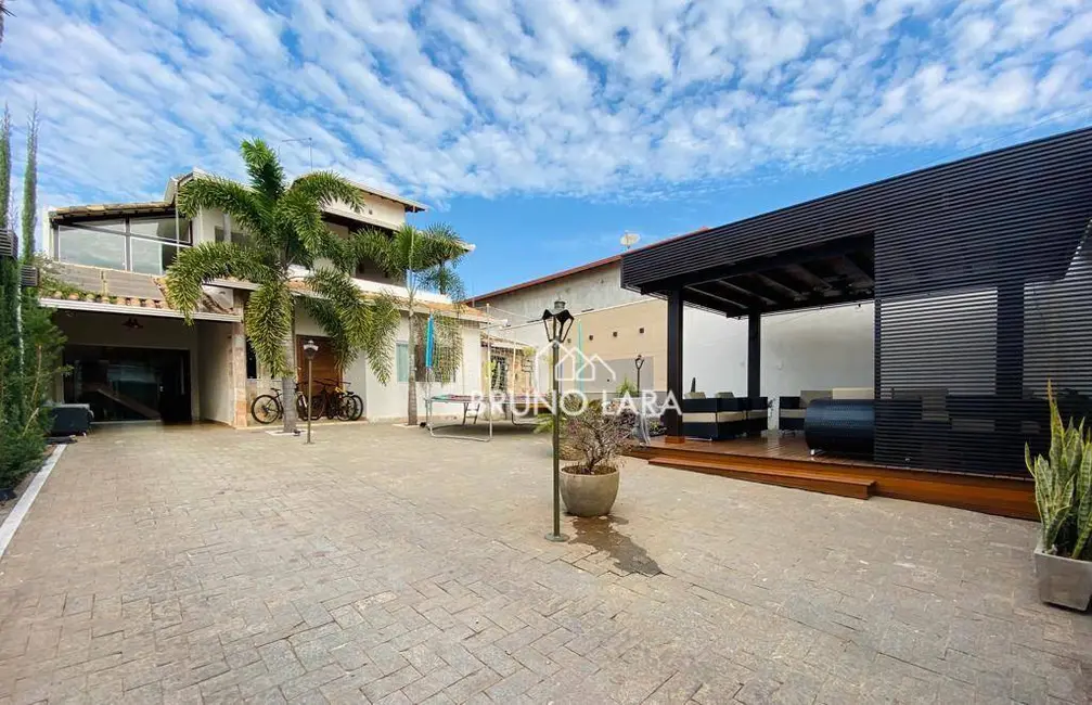 Casa com 3 quartos à venda, 360m2 em Igarape - MG - imagem 8 Foto 8 de Casa com 3 quartos à venda, 360m2 em Igarape - MG