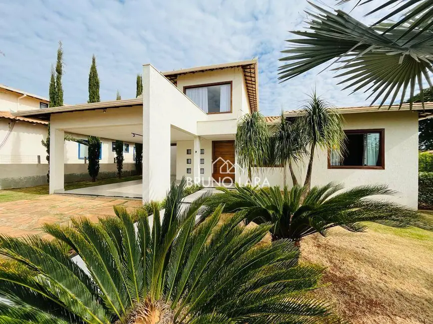 Casa de Condomínio com 4 quartos à venda, 1000m2 em Igarape - MG - imagem 3 Foto 3 de Casa de Condomínio com 4 quartos à venda, 1000m2 em Igarape - MG