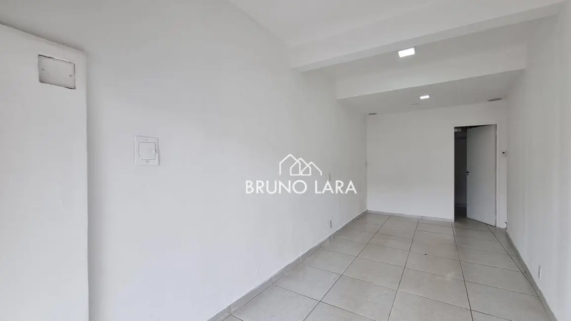 Foto 1 de Loja para alugar, 30m2 em Centro, Igarape - MG