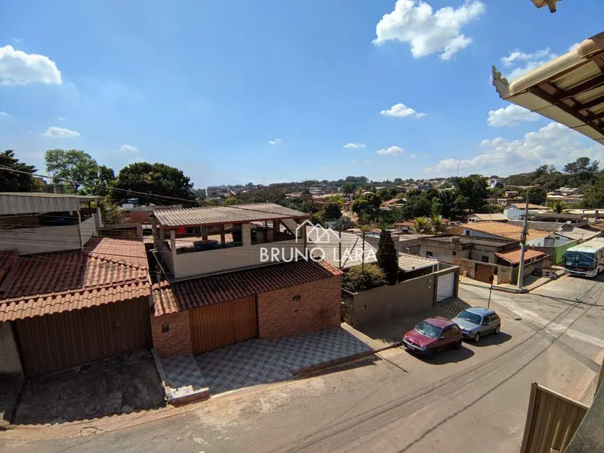 Casa com 3 quartos à venda, 300m2 em Igarape - MG - imagem 6 Foto 6 de Casa com 3 quartos à venda, 300m2 em Igarape - MG