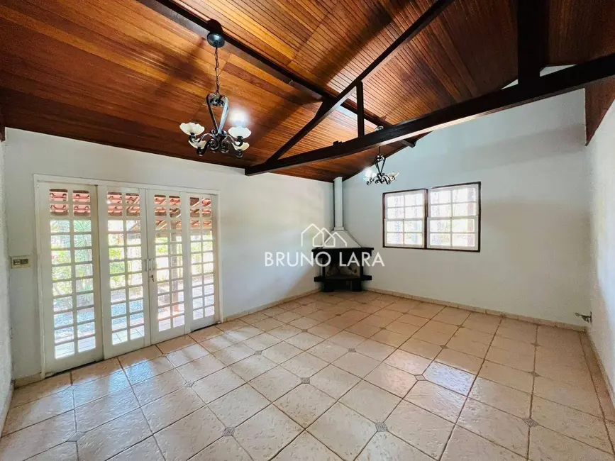 Foto 5 de Casa de Condomínio com 3 quartos para alugar, 1650m2 em Igarape - MG