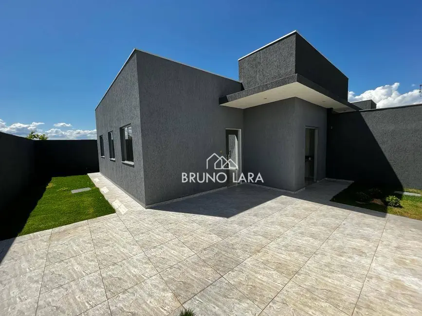 Foto 2 de Casa com 3 quartos à venda, 135m2 em Sao Joaquim De Bicas - MG