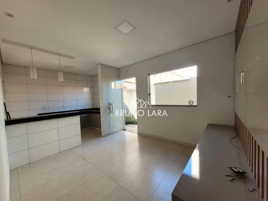 Foto 6 de Casa com 2 quartos à venda, 180m2 em Igarape - MG