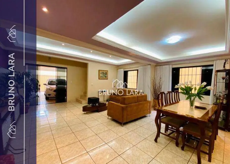 Foto 1 de Casa com 3 quartos à venda, 186m2 em Igarape - MG