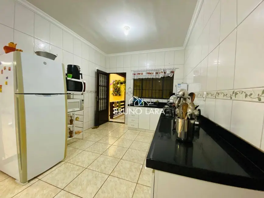 Foto 6 de Casa com 3 quartos à venda, 186m2 em Igarape - MG