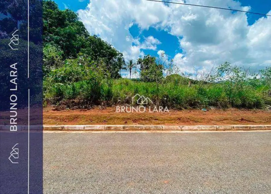 Foto 1 de Terreno / Lote à venda, 360m2 em Igarape - MG