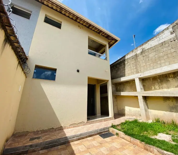 Casa com 2 quartos à venda, 180m2 em Igarape - MG - imagem 3 Foto 3 de Casa com 2 quartos à venda, 180m2 em Igarape - MG