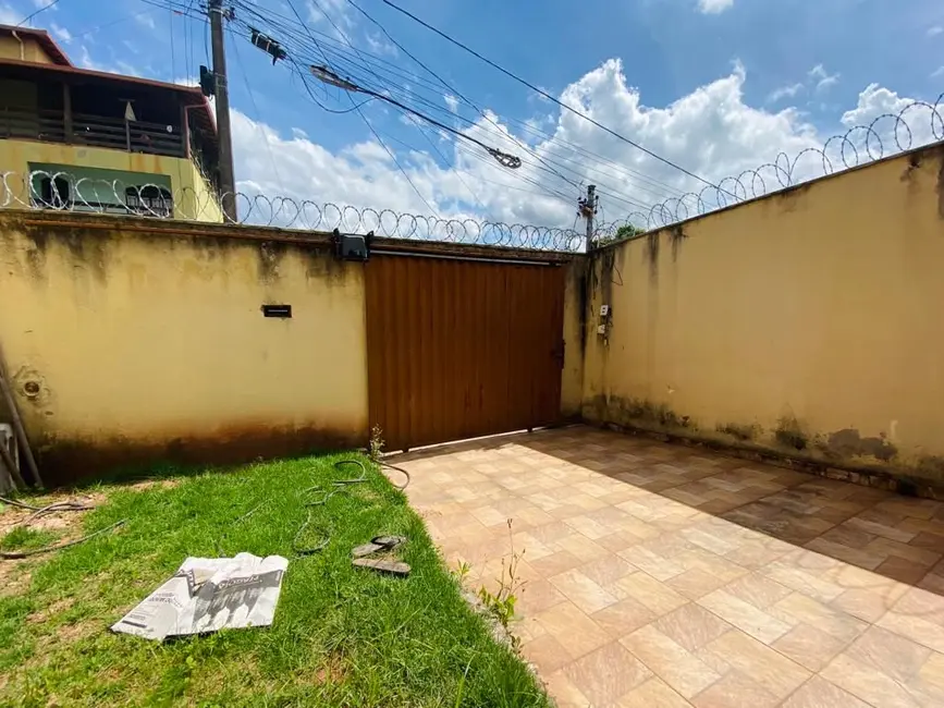 Casa com 2 quartos à venda, 180m2 em Igarape - MG - imagem 4 Foto 4 de Casa com 2 quartos à venda, 180m2 em Igarape - MG