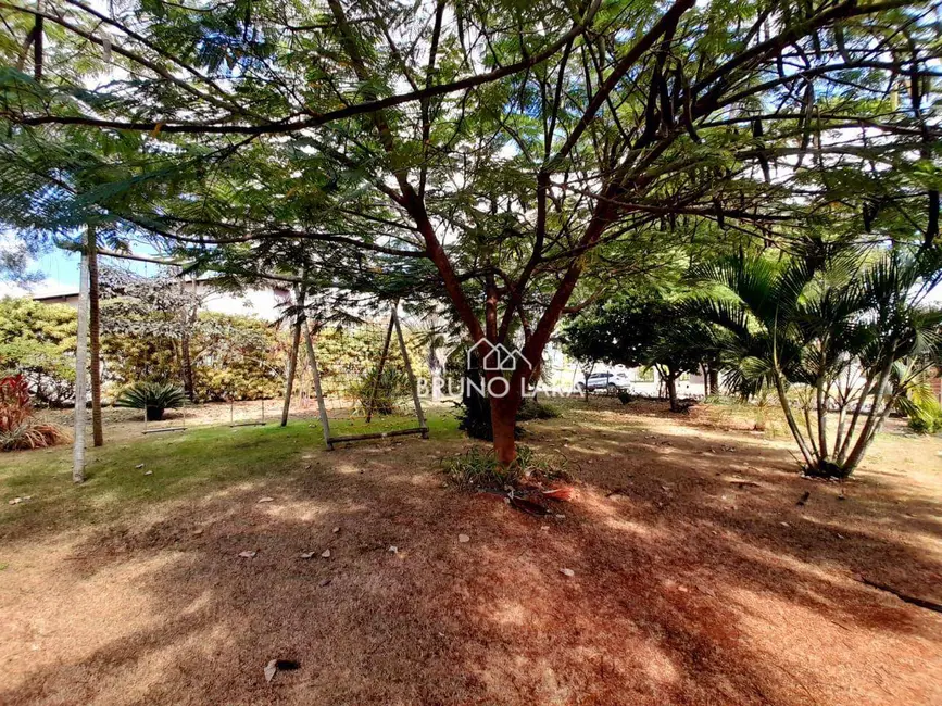 Foto 3 de Terreno / Lote à venda, 1000m2 em Igarape - MG